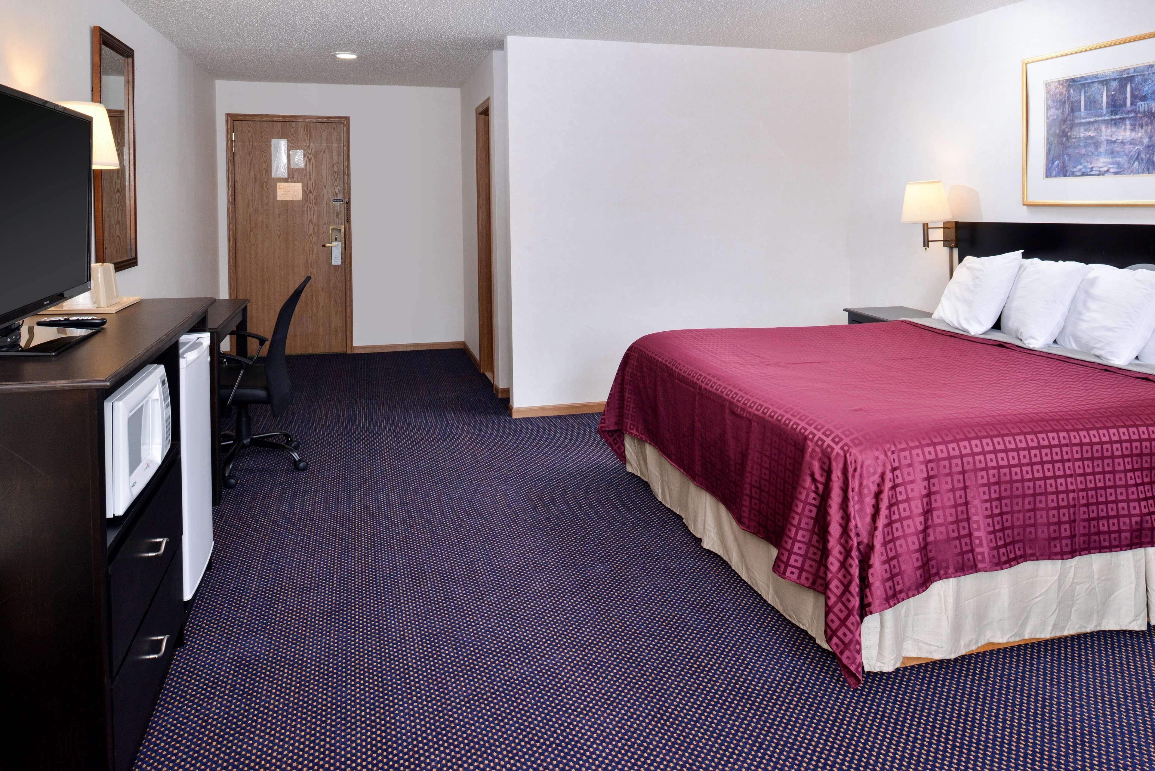 Americas Best Value Inn Knob Noster Esterno foto