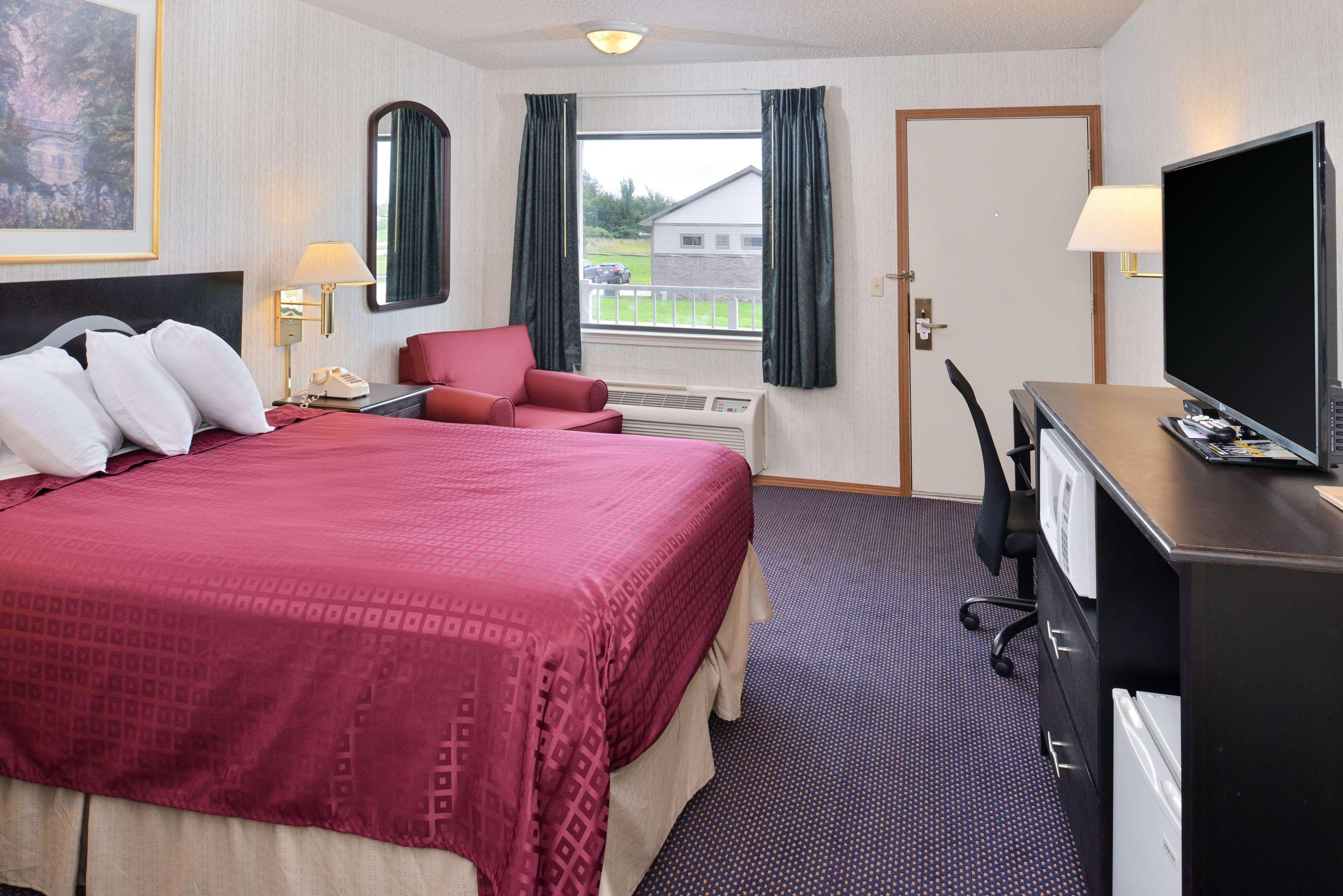 Americas Best Value Inn Knob Noster Esterno foto