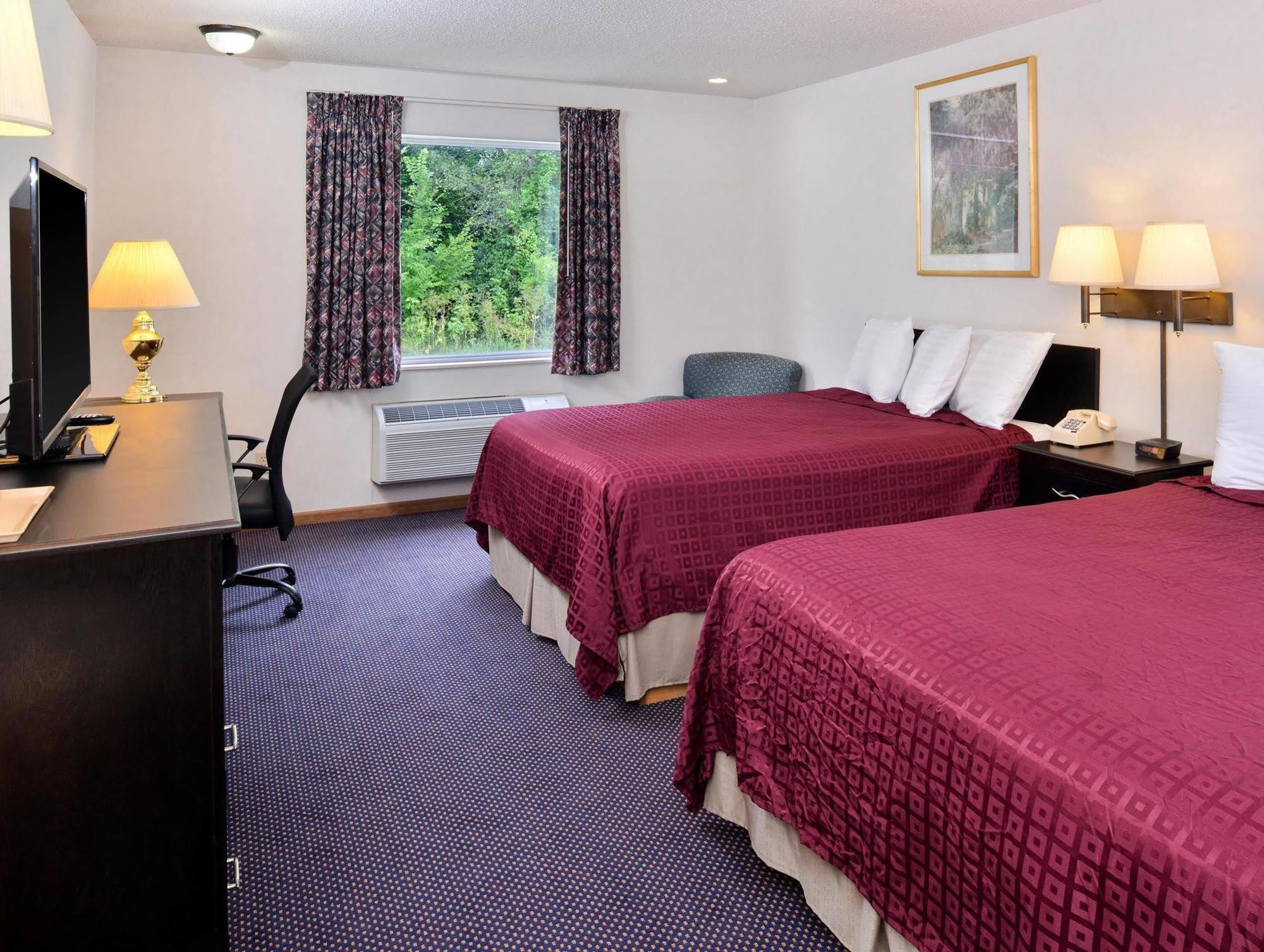 Americas Best Value Inn Knob Noster Esterno foto